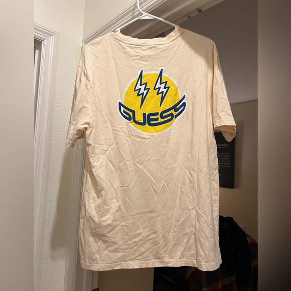 Tonight Sale—$13 off! Guess/J. Balvin 2020 Collab Cream T-Shirt w/Logo—like new! - Picture 3 of 3